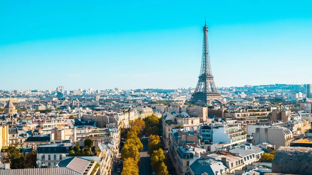 Tips to travel to Paris during bedbugs outbreak