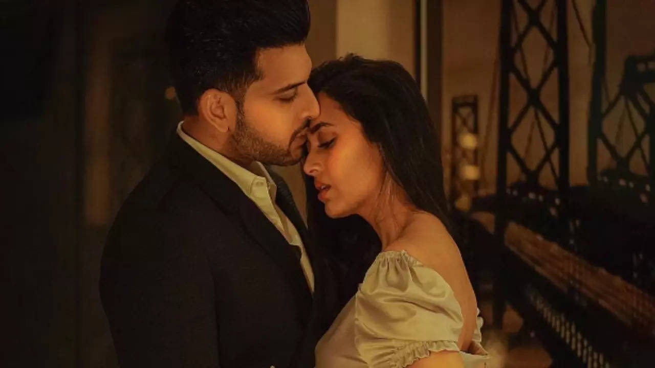 Karan Kundrra and Tejasswi Prakash