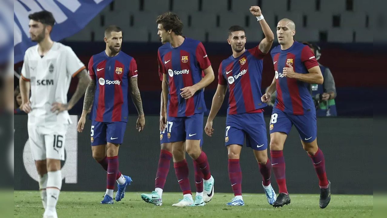 Barcelona beat Shakhtar Donetsk 2-1 in Champions League