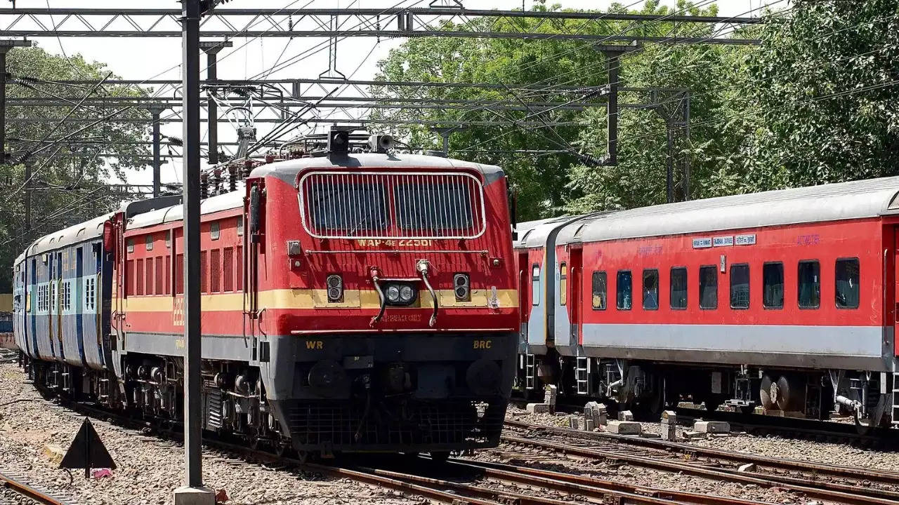 Indian Railways Notify 283 Special Trains Connecting Major Destinations, Will Run Till Chhath Puja