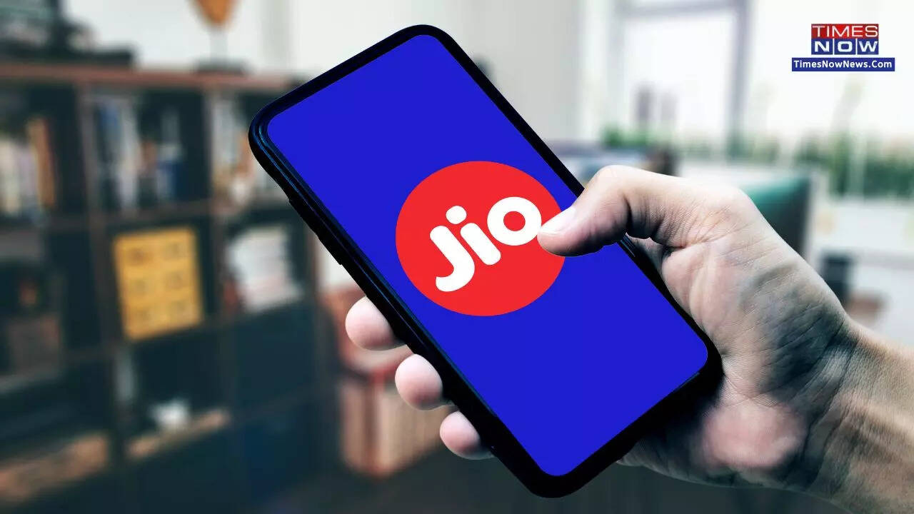 Reliance Jio Q2FY24 Results: Revenue At Rs 24,750 Crore, Net Profit Rises 4% QoQ