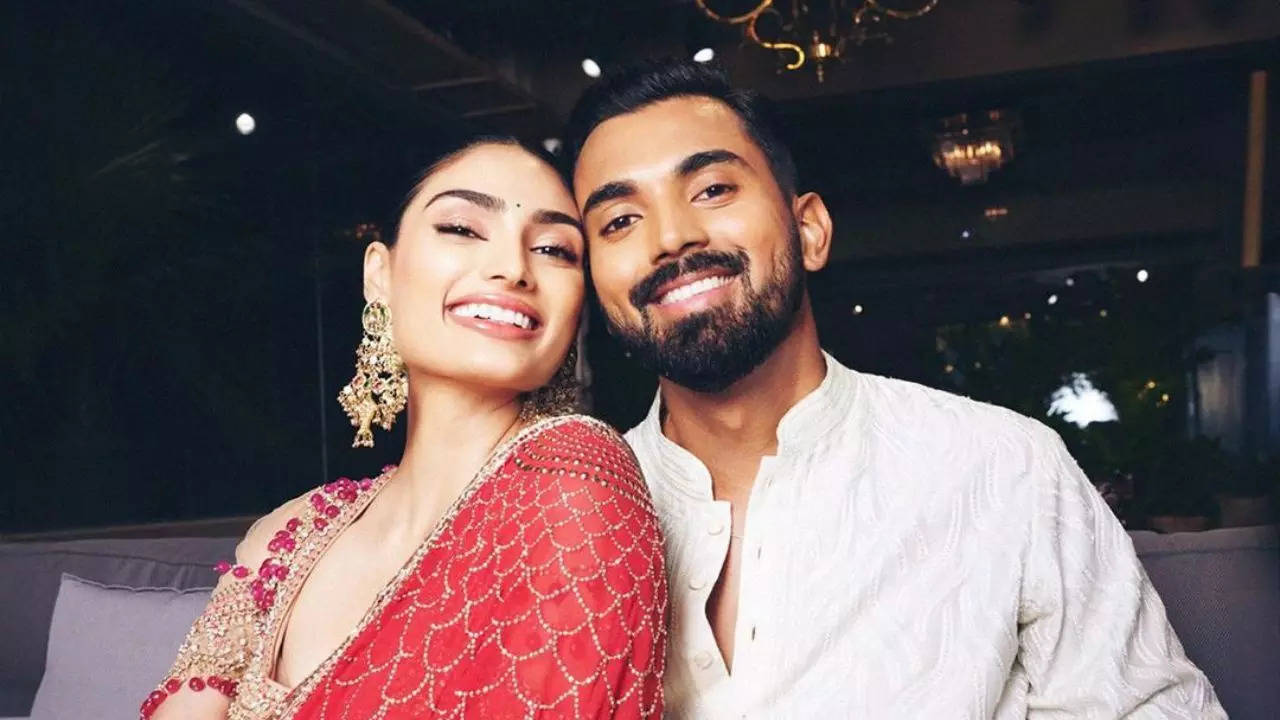 KL Rahul reacts to Athiya's post