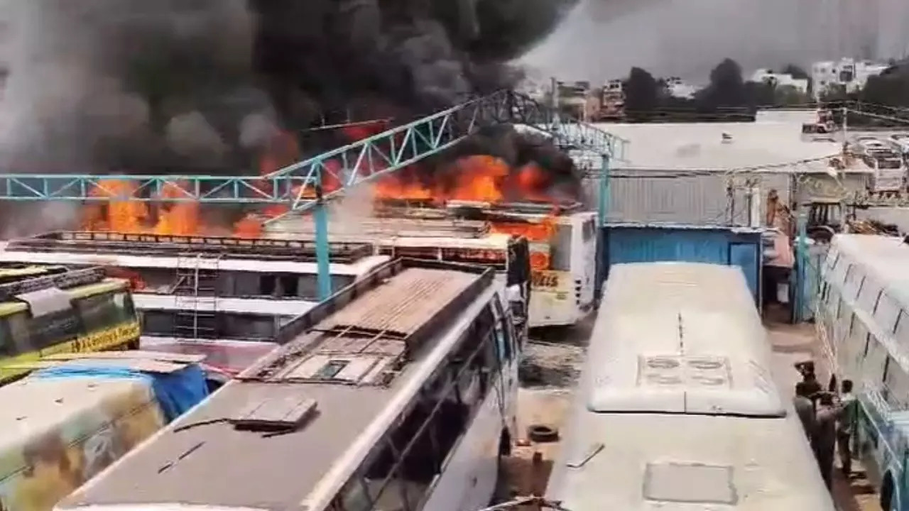 bengaluru fire (1)