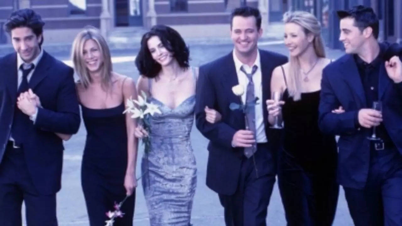 Chandler Bing's F.R.I.E.N.D.S' Co-Stars Are 'Devastated' After His Untimely Demise