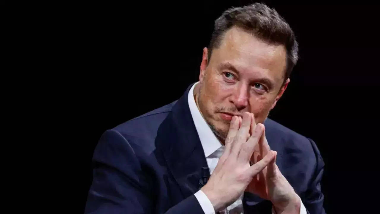 'Let That Sink In': Elon Musk's X Is Worth $19 Billion, Down From $44 ...