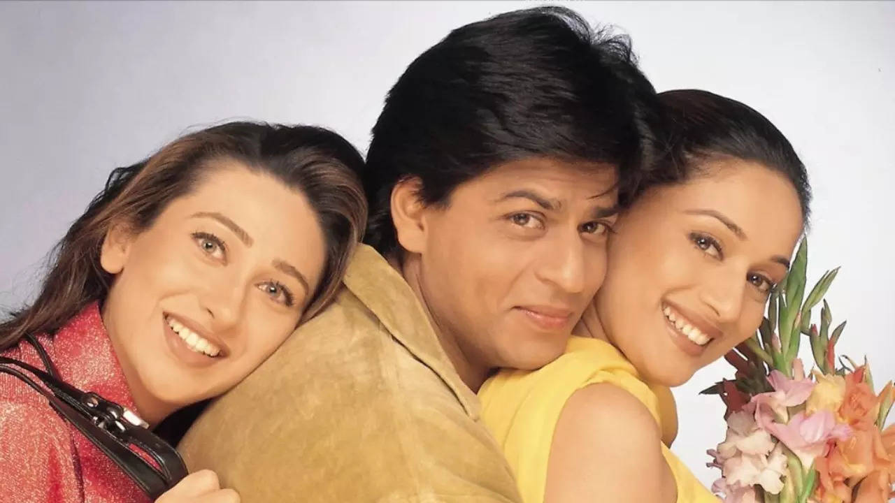 Dil To Pagal Hai Turns 26: How Shah Rukh Khan's Character Rahul Was Actually Toxic