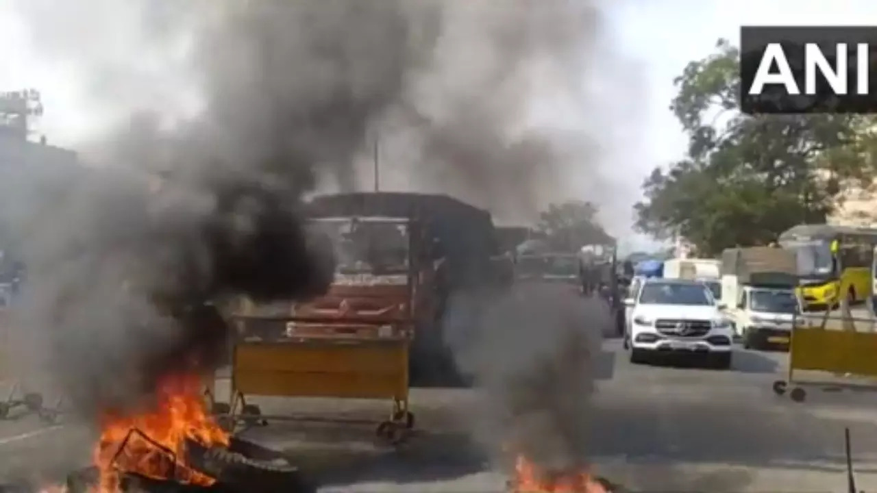 Maratha Quota Row: Traffic Restored On Pune-Bengaluru Highway After Protesters Blocked Navale Bridge