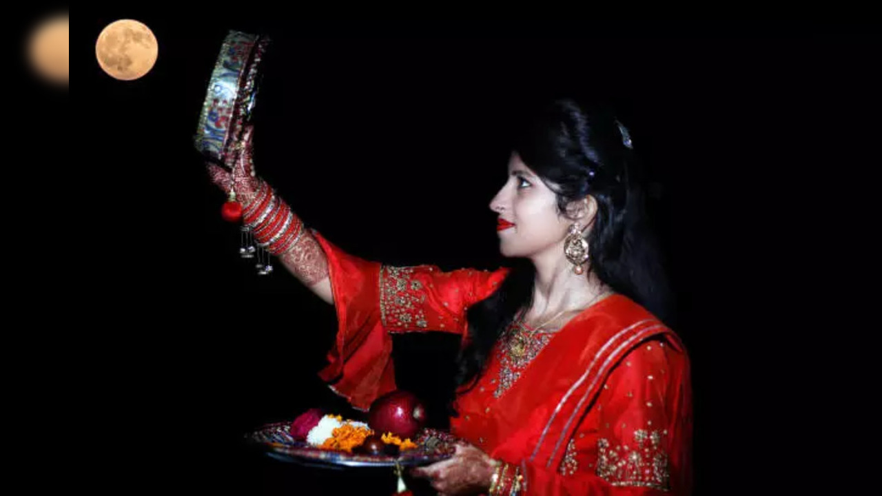 Know these upay's for Karva Chauth to get back your happiness