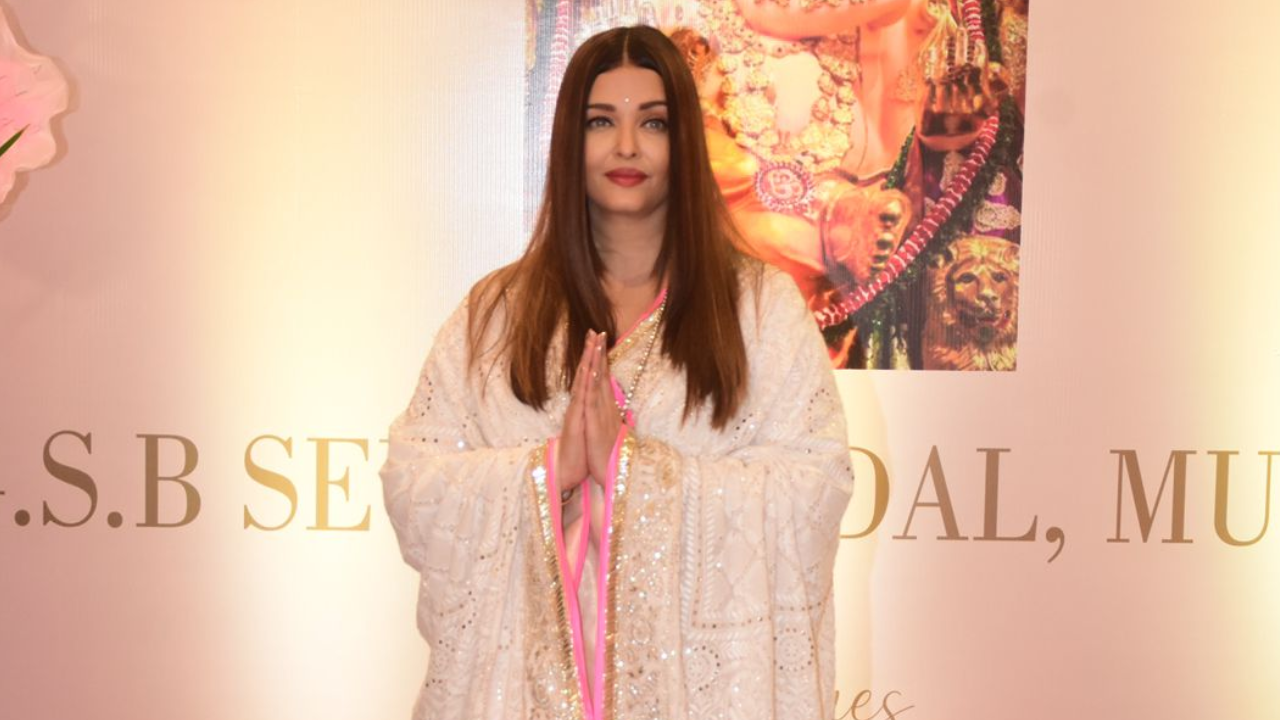 Aishwarya Rai Birthday: Actress Donates Rs 1 Crore To Hospital, Pays Tribute To Late Father At Event