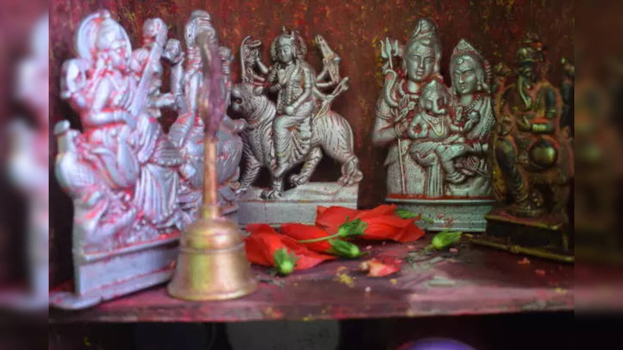 Dos and Donts' of a home mandir