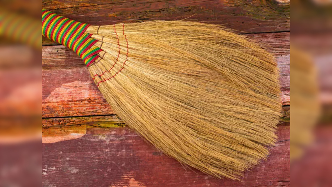 The tradition of buying a broom on Dhanteras