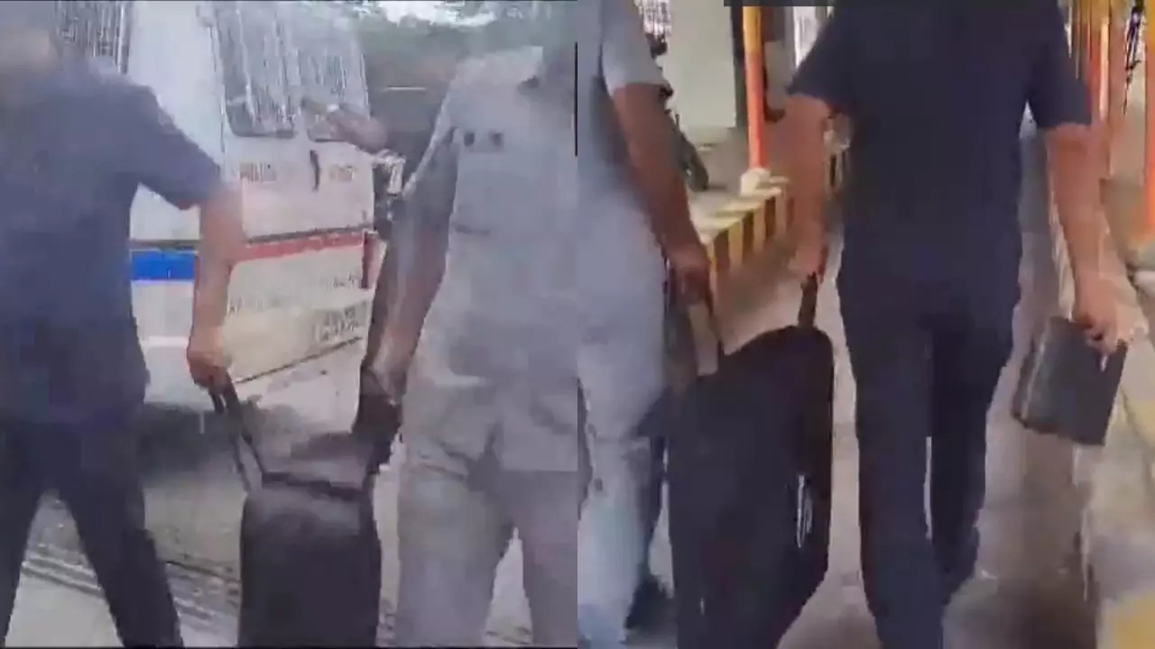 WATCH | Bomb Disposal Squad Called To Inspect Unclaimed Boxes Found At Karnataka Railway Station