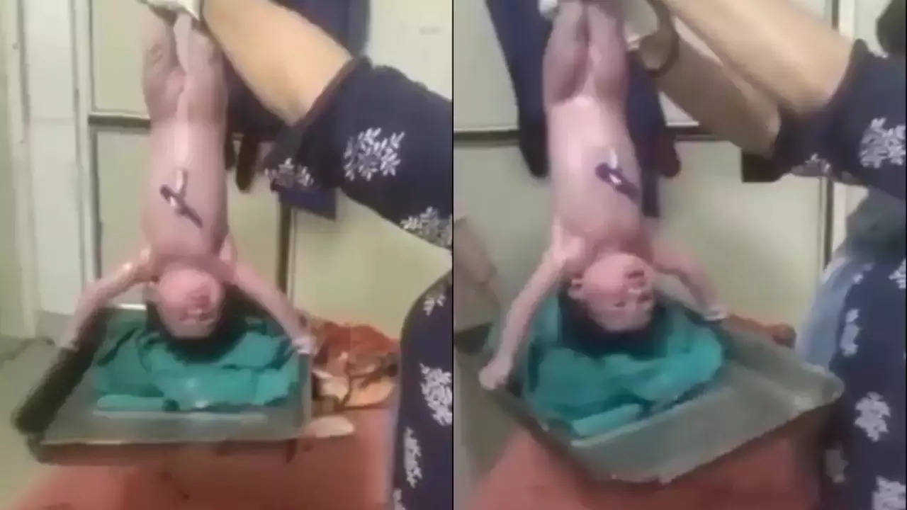 shocking video newborn baby lifted heavy weight (Image Credit Twitter)