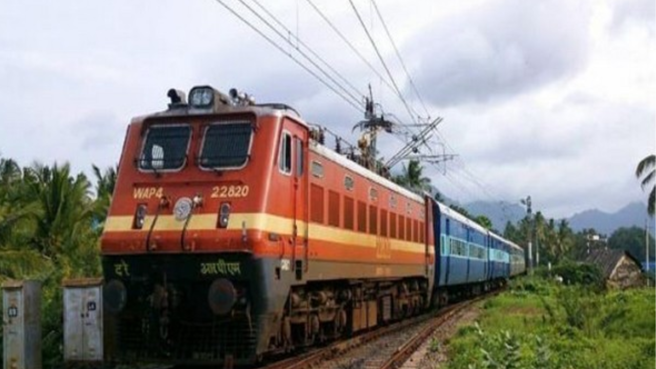 Mumbai's 6th Line Between Khar and Goregaon