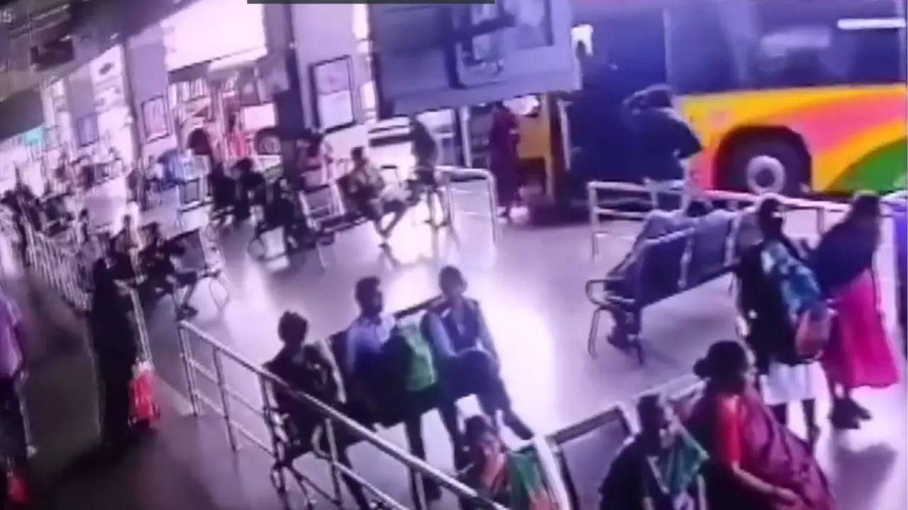 WATCH | Luxury Bus Rams Into Bus Station Leaving 3 Dead, Several Injured