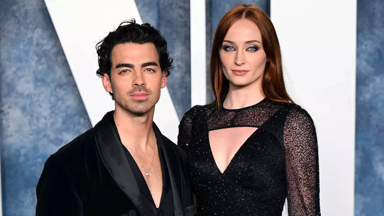 Joe Jonas Reacts To Sophie Turner's Swift Romance with Peregrine Pearson