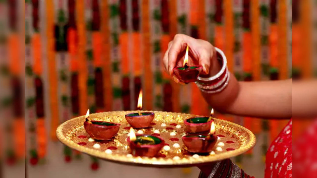 Diwali Puja Timing 2023: Find out the Shubh Mahurat for Laxmi Ganesh Puja  in Cities Canada | Spirituality News, Times Now