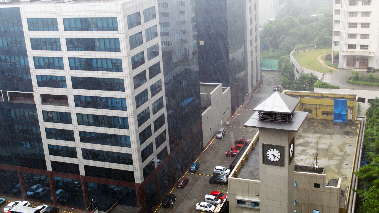 Heavy Rain In Mumbai, Nearby Areas Leads To Two Hour-Long Power Cuts