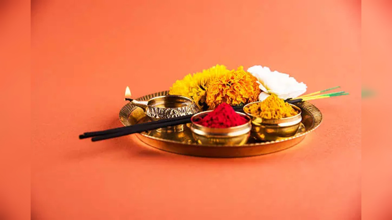 Know the items needed in the Diwali puja thali