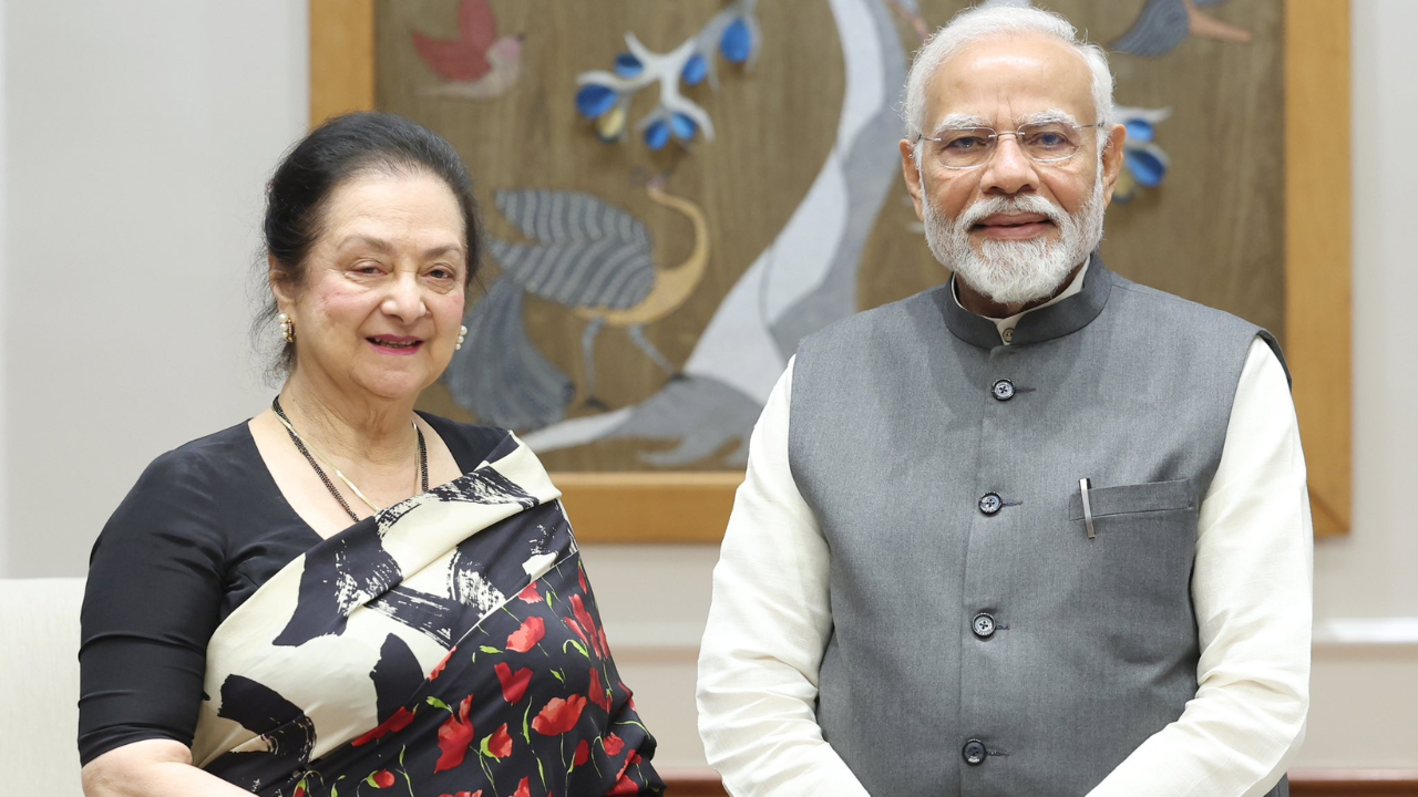 PM Narendra Modi Engages In Insightful Conversation With Saira Banu, Praises Her Cinematic Legacy