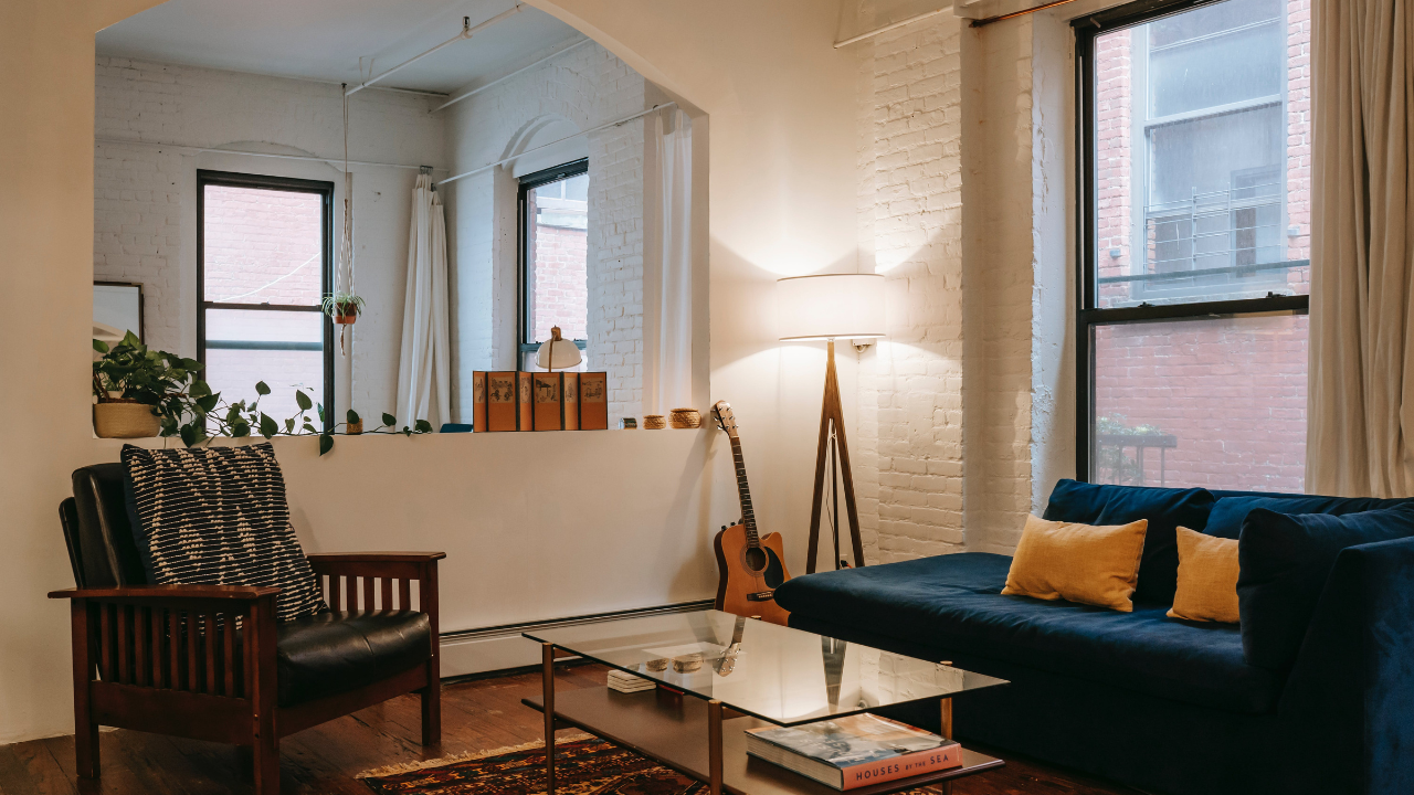 8 creative tips for renovating a stylish apartment