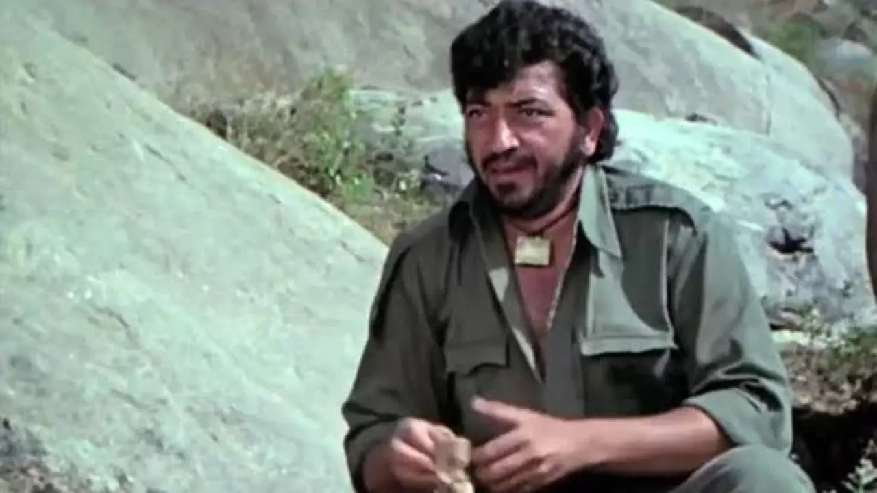 When Sholay's Amjad Khan Was Too Broke To Pay For Wife's Hospital Bills Before Sholay