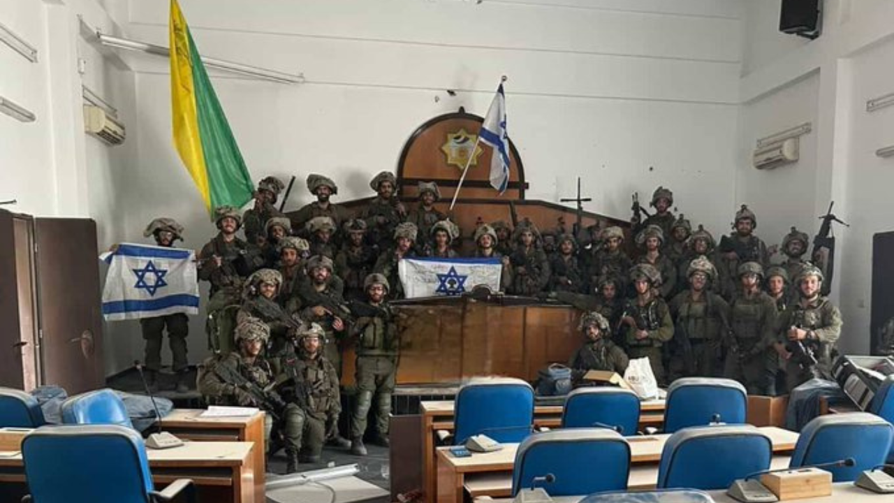 Photo Of IDF Troops Inside Gaza's Parliament Building