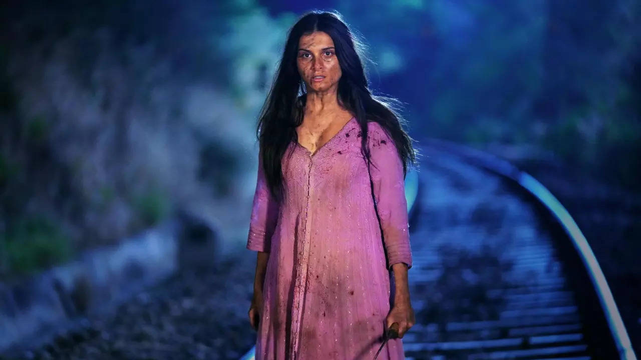 Apurva Movie Review: Tara Sutaria Thriller Offers No New Surprises | Web  Series News, Times Now