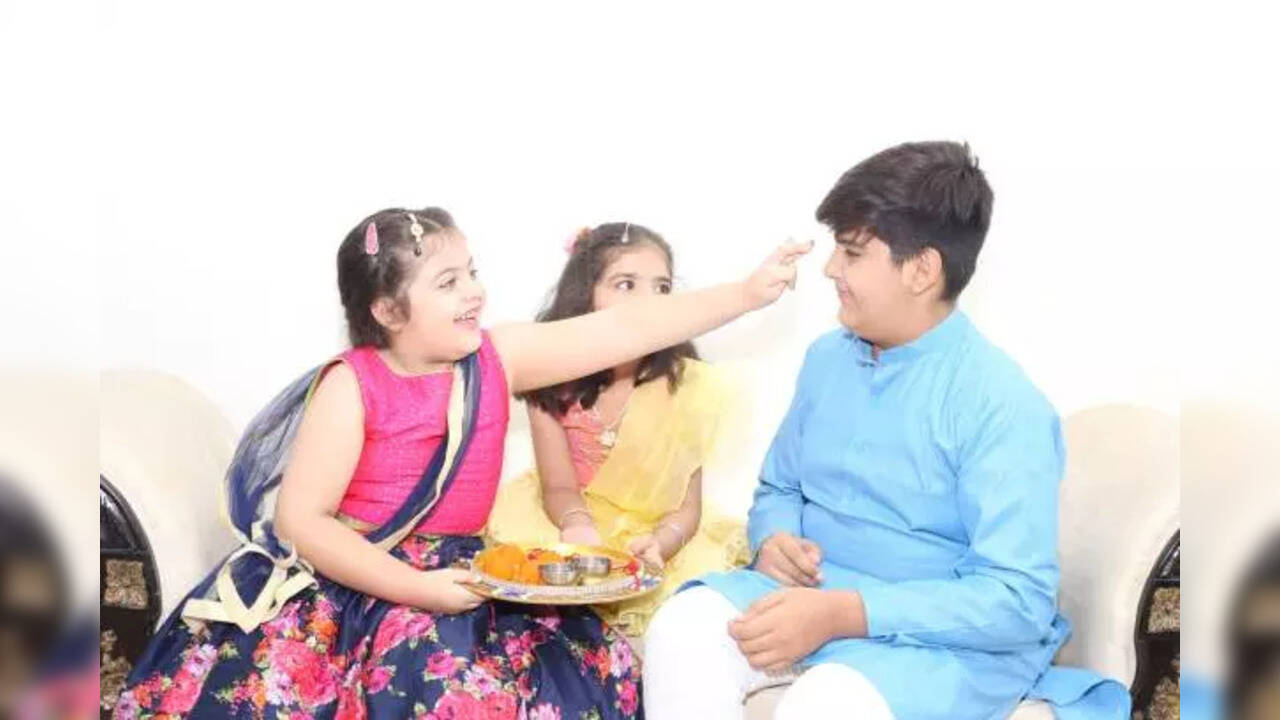 Know the things to keep in mind while applying tilak on Bhai Dooj