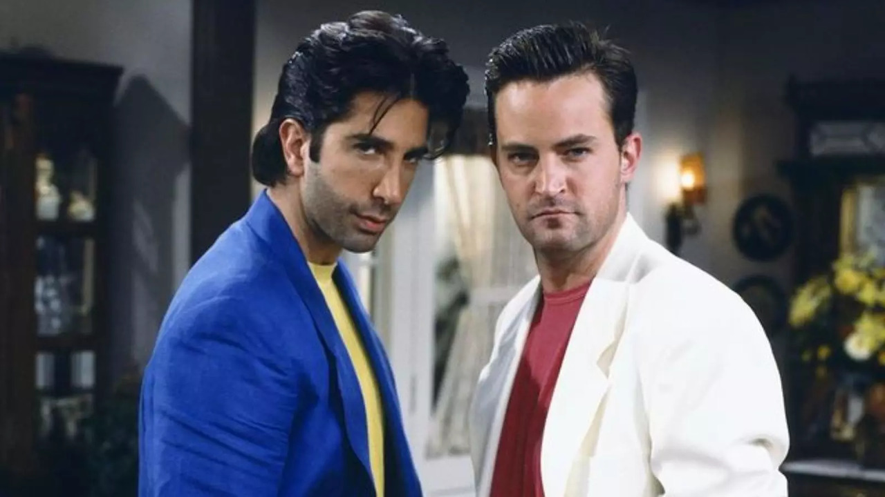 David Schwimmer Aka Ross Mourns Ultimely Demise Of Matthew Perry: Could There BE Any More Clouds