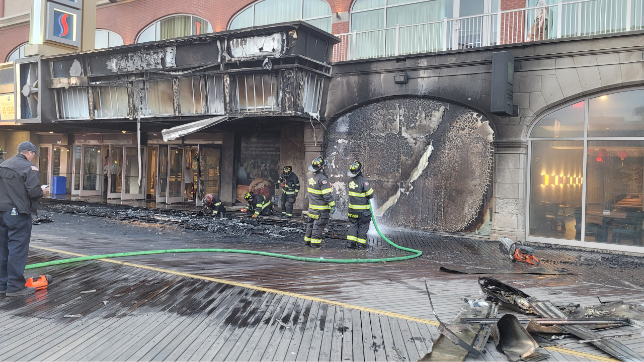 Atlantic City Boardwalk Fire: Massive Blaze Erupts Outside Resorts ...