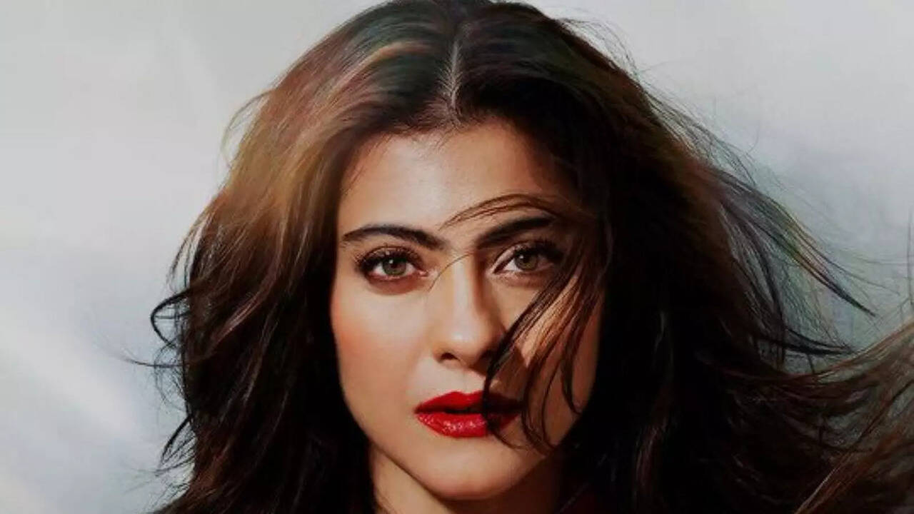 Deepfake Alert! Viral Clip Shows Kajol Changing Clothes After Rashmika Mandanna's Video Controversy | Hindi News, Times Now