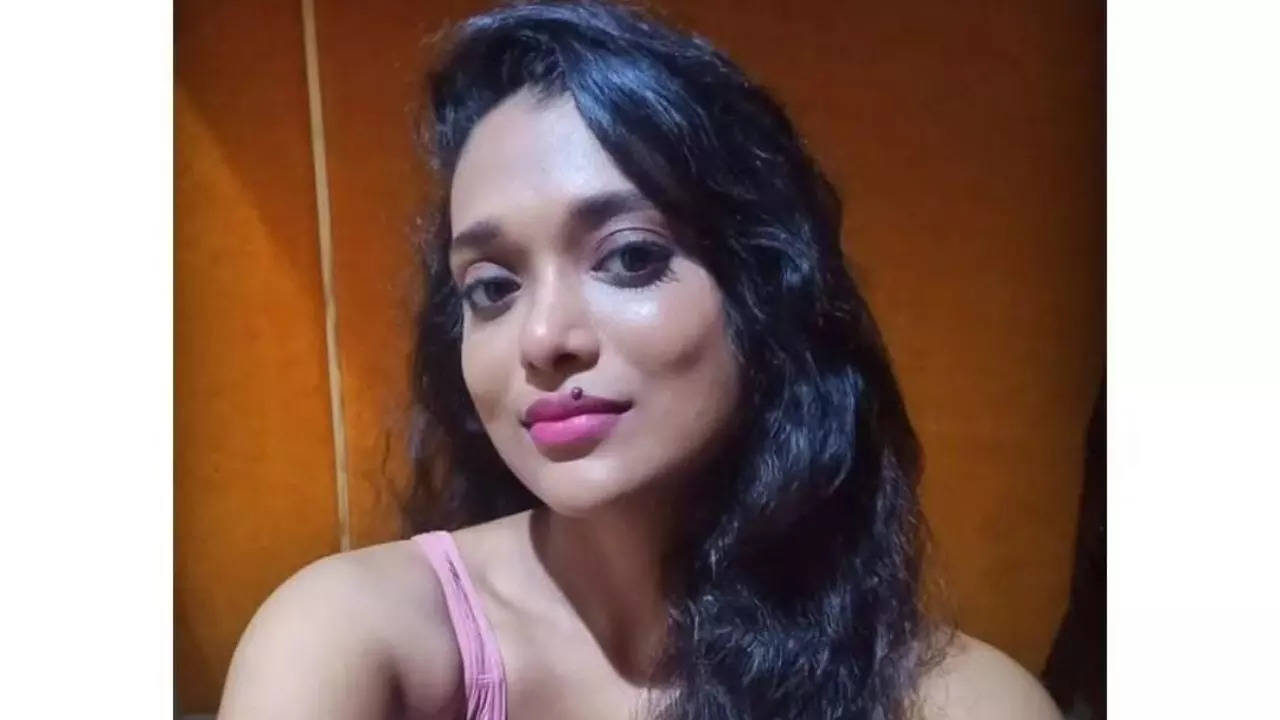 Indian Actress Xxx Videos Rekha - Telugu Actress Rekha Boj Wants To Run Naked On Vizag Beach If India Wins  World Cup | Telugu News, Times Now