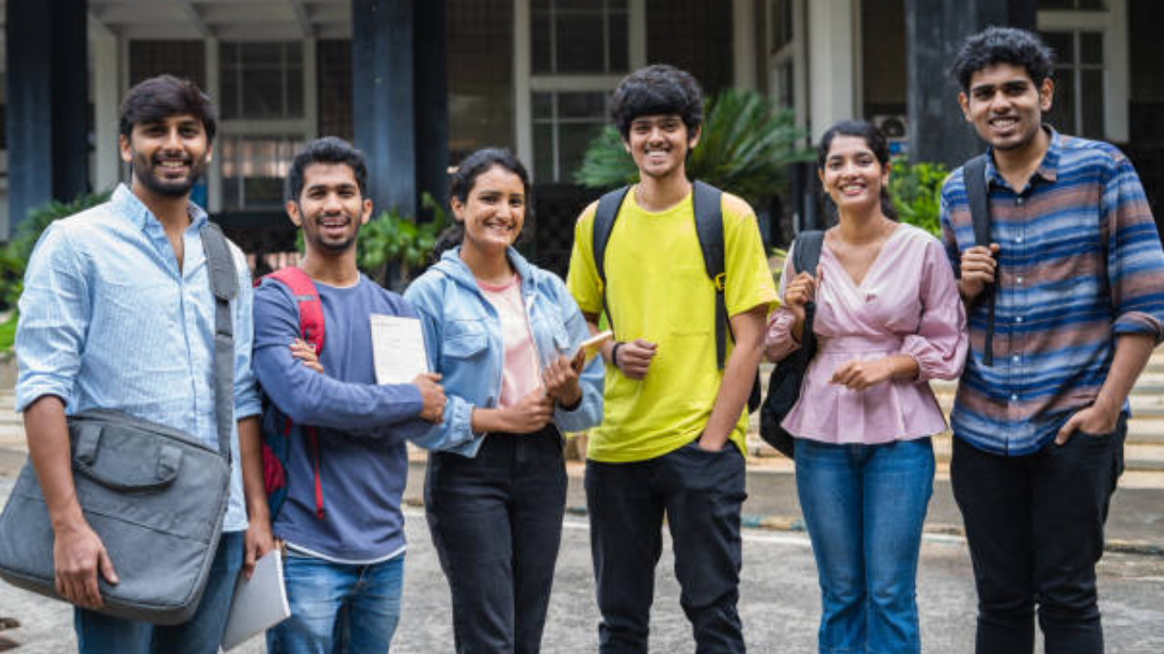 Indian students set record for 3rd consecutive year in US, now constitute quarter of international students