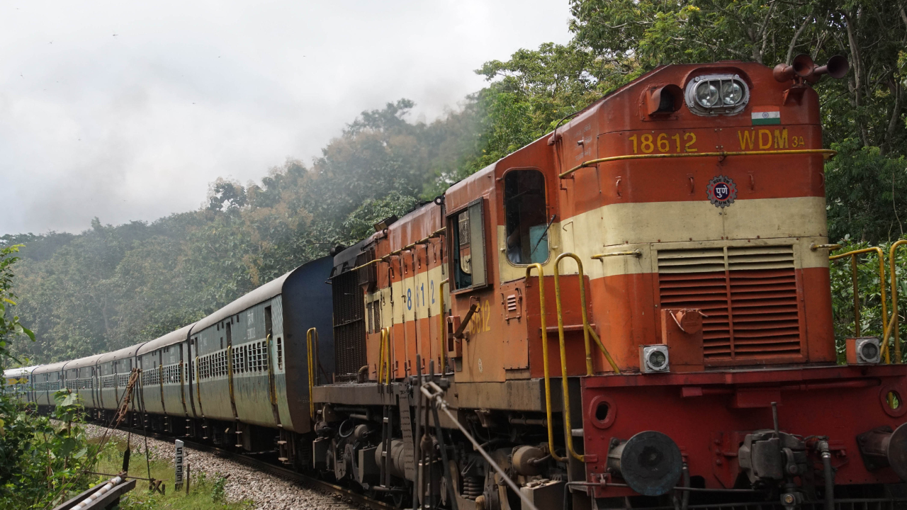 South Western railway has cancelled Train Nos 07340/07339 KSR Bengaluru-SSS Hubballi-KSR Bengaluru Superfast Express due to poor occupancy.