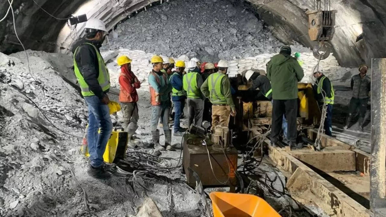 Uttarakhand Tunnel Workers Get First Hot Meal