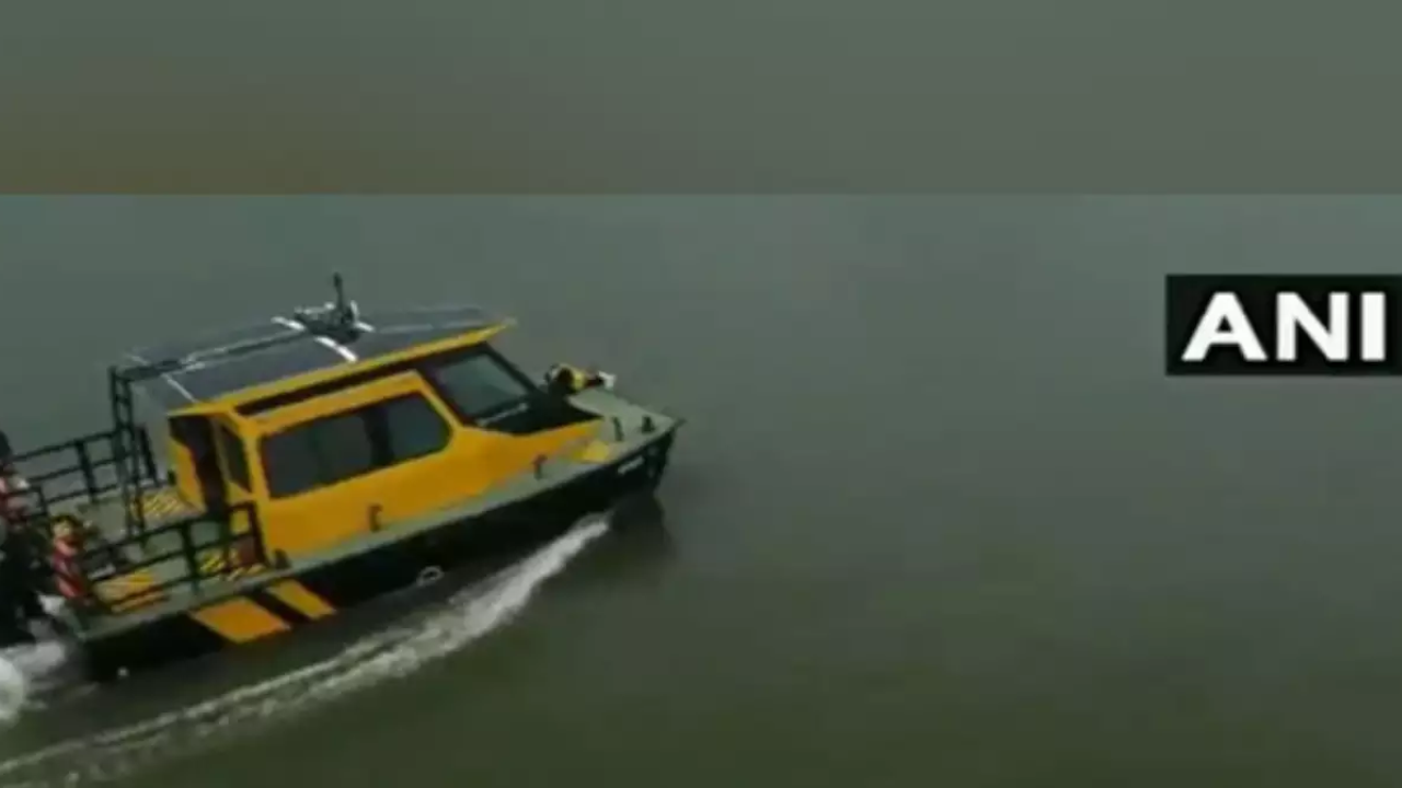 Electric Water Taxis