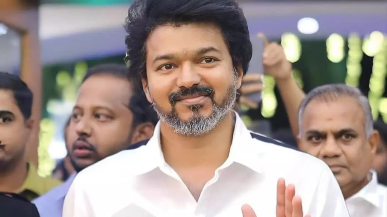 Thalapathy Vijay Attends Wedding Reception Of Leo Producer Lalit Kumar's Son, Sends Fans Into Frenzy. Watch