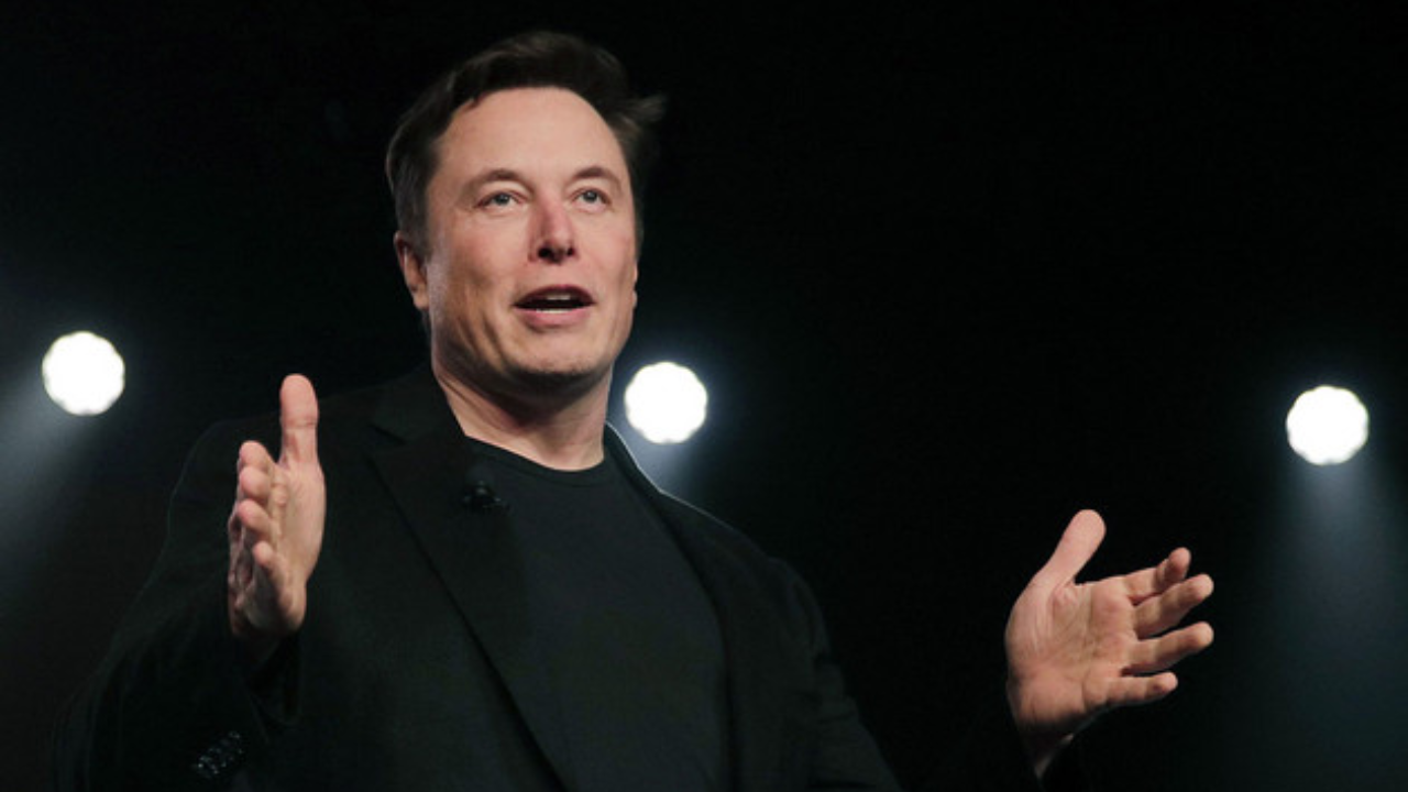 An Emotional Reunion! Elon Musk Meet Father Errol Musk For The First Time In 7 Years