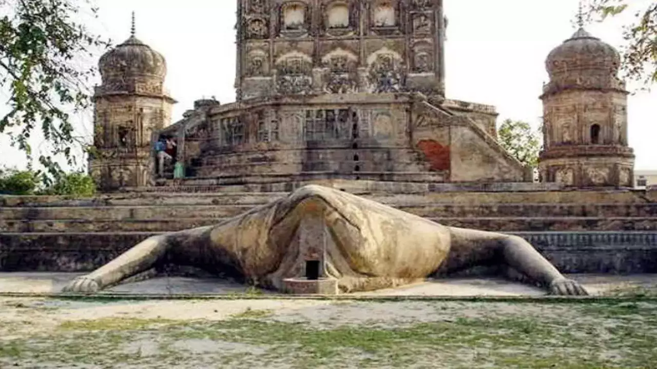 Frog Shiv Mandir 