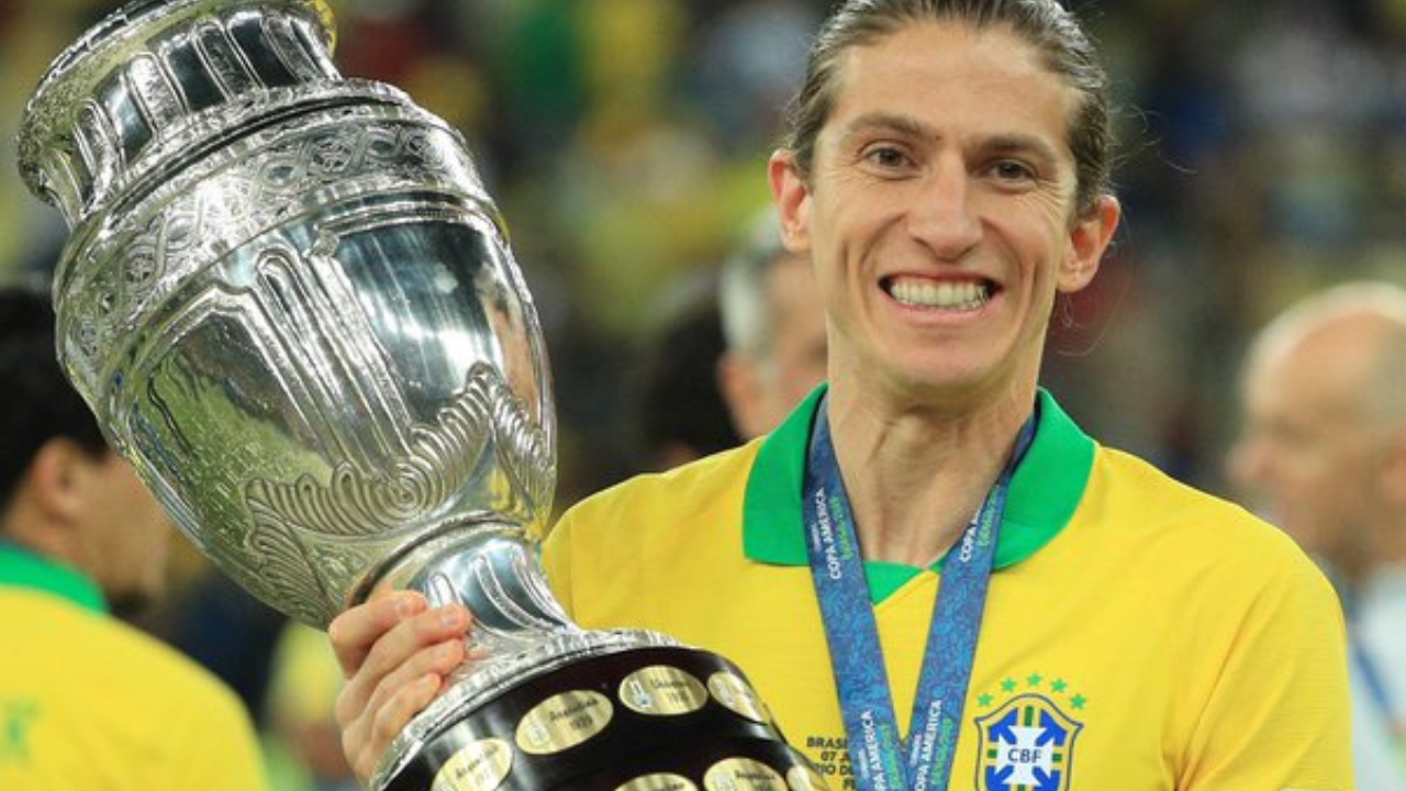 Filipe Luis To Retire