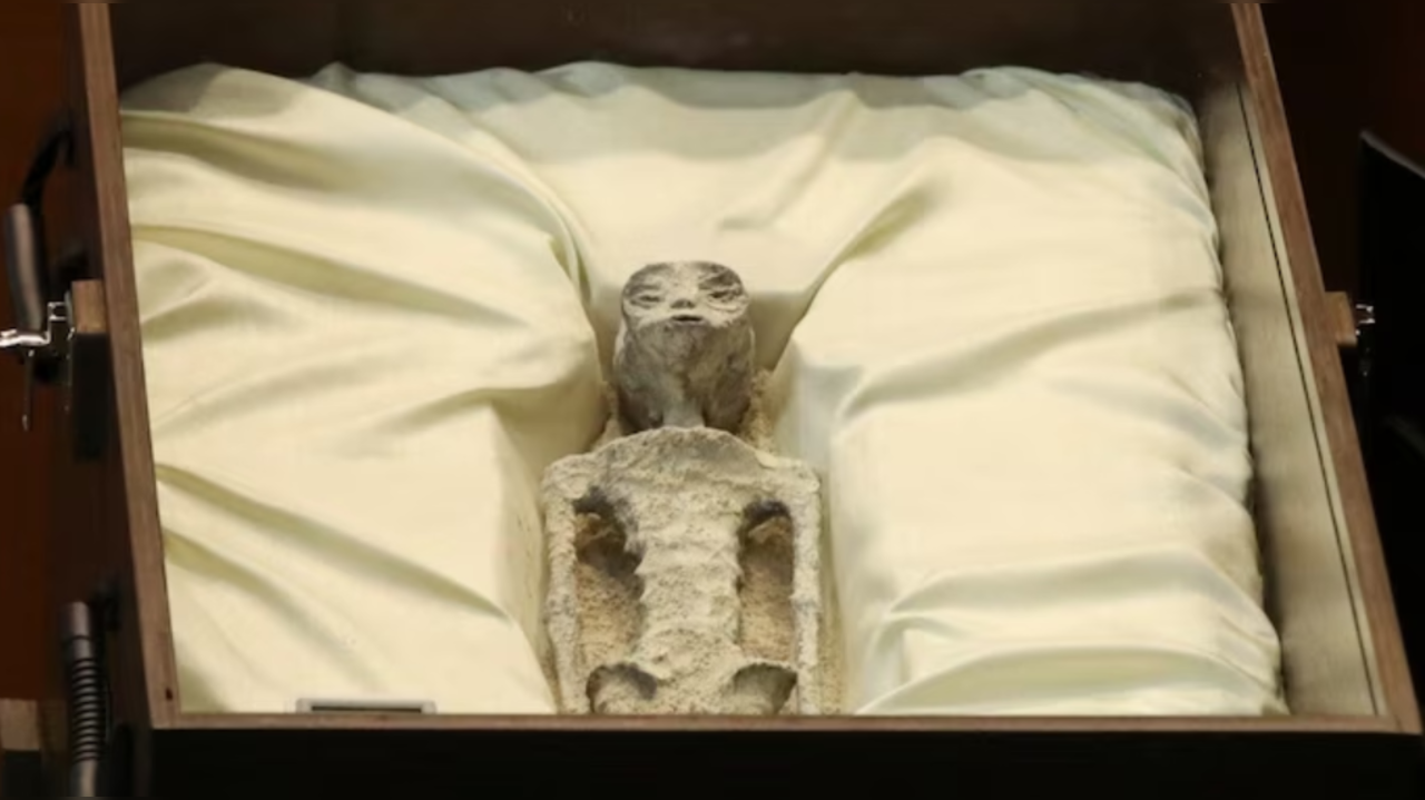 The ‘alien’ bodies were reported to be 1,000-year-old.