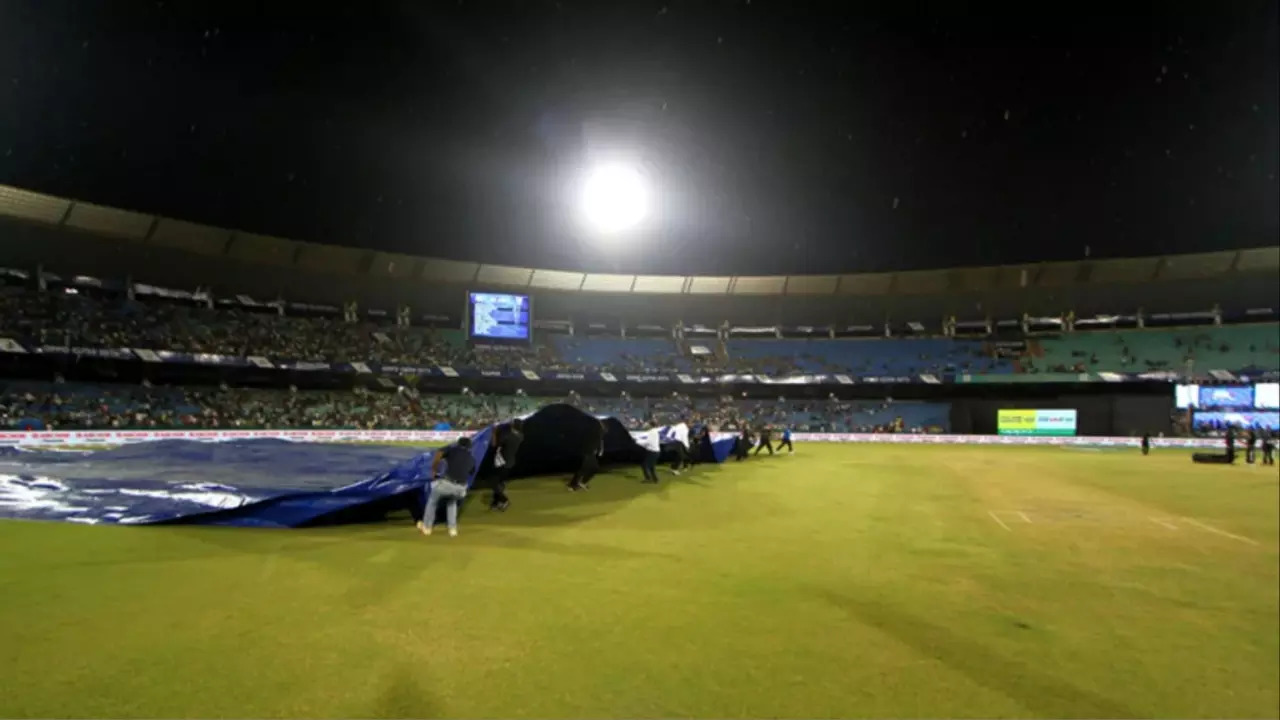 IND Vs AUS 4th T20I: No Electricity In Raipur Stadium As Rs 3.16 Crore Bill Still Unpaid | Report