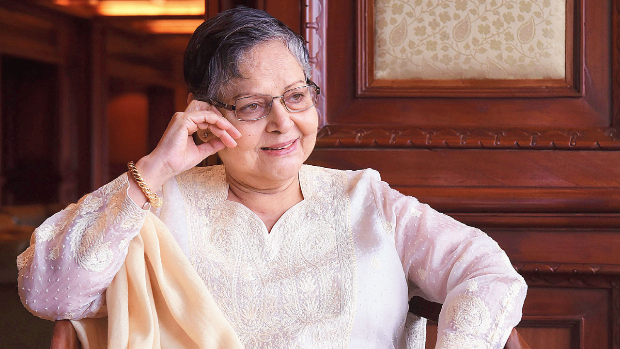 Rakhee Gulzar Set For Grand Comeback In Bengali Cinema With Nandita Roy, Shiboprosad Mukherjee's Amar Boss