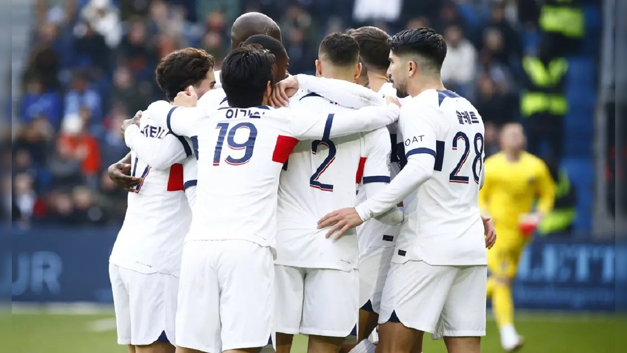 PSG beat Le Havre 2-0