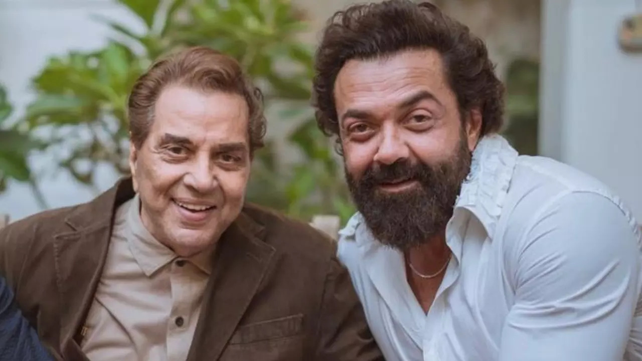 Dharmendra Applauds ‘Talented’ Bobby Deol's Stellar Performance in Animal