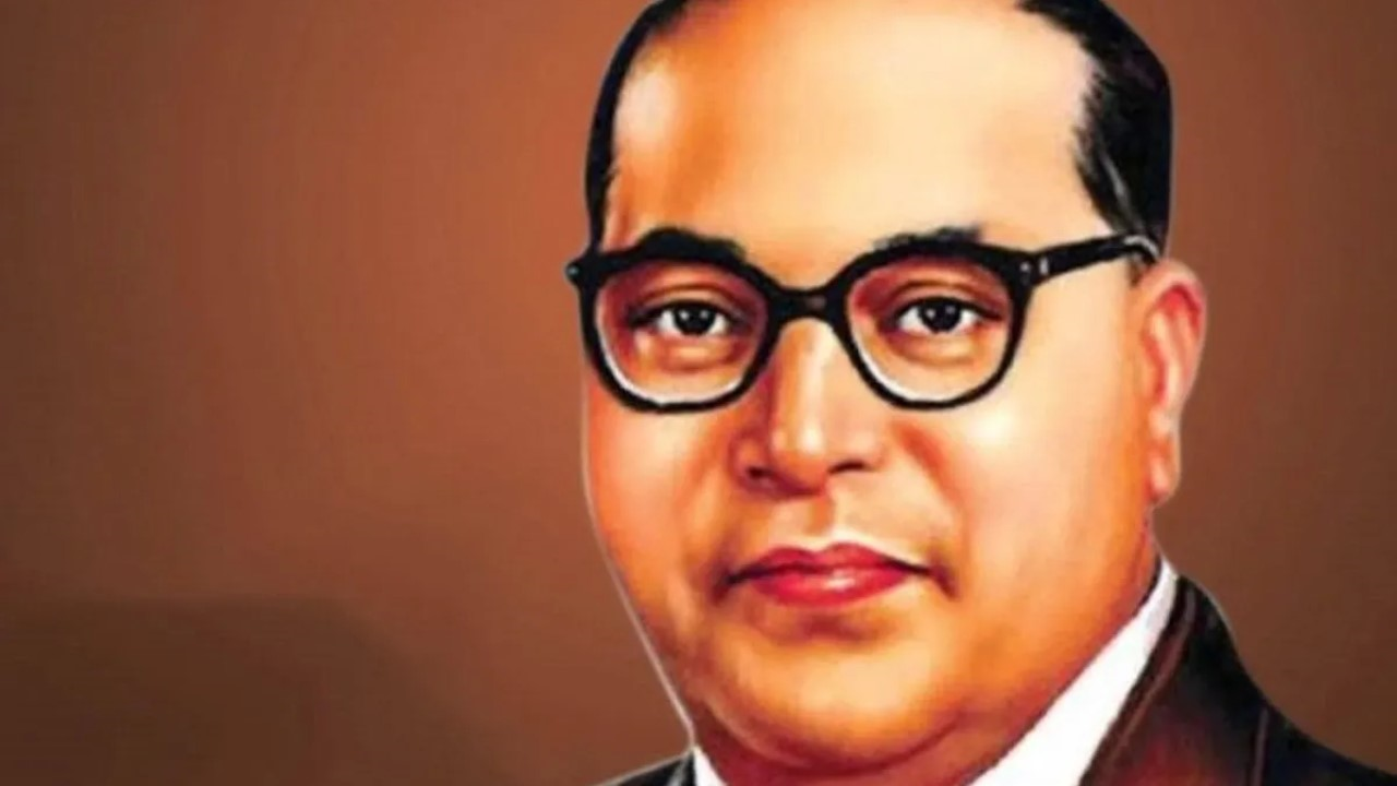 dr babasaheb ambedkar essay writing in marathi