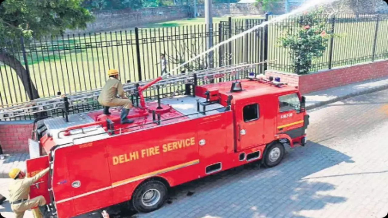 More Than 14000 Fires Leading to 56 Deaths Reported in Delhi This Year