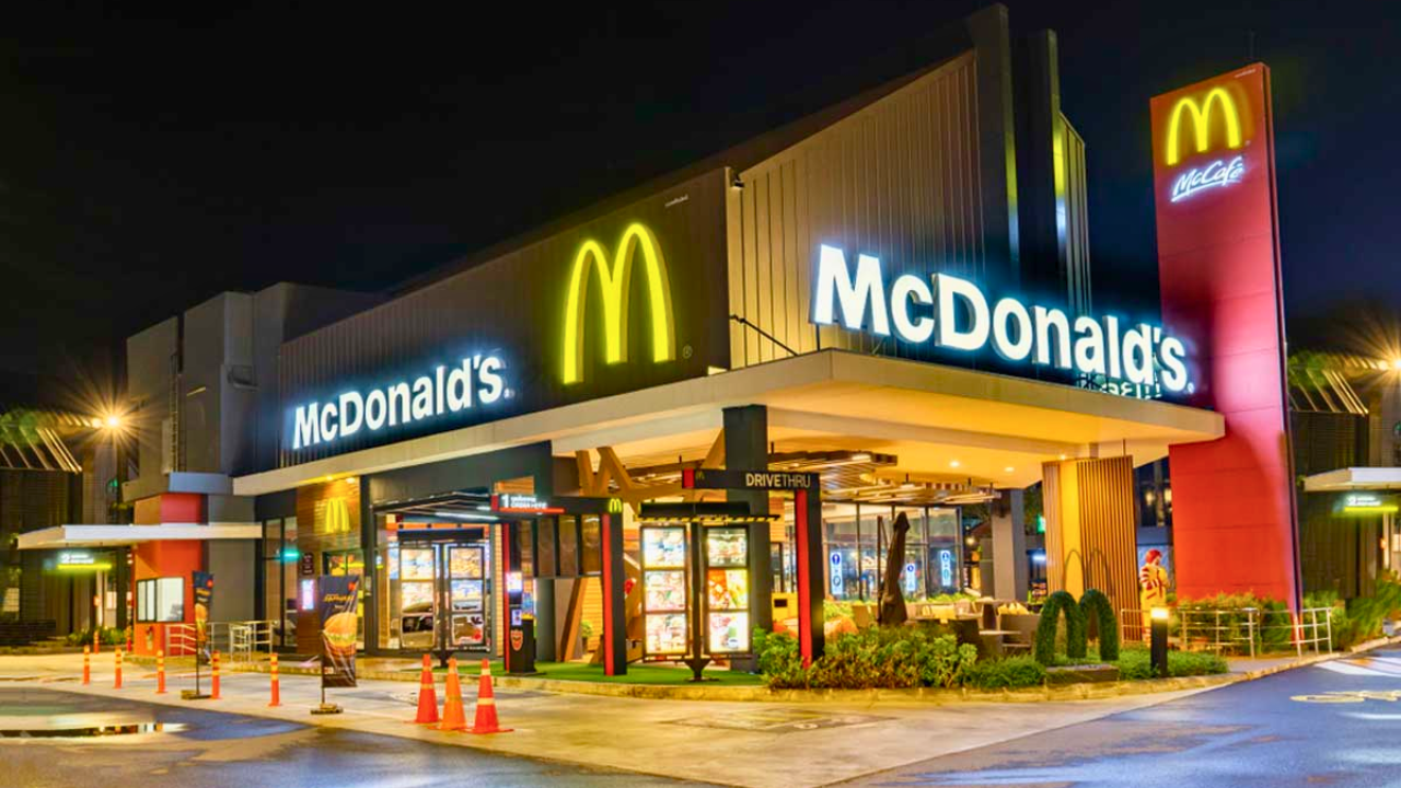 mcdonald Fast food restaurant