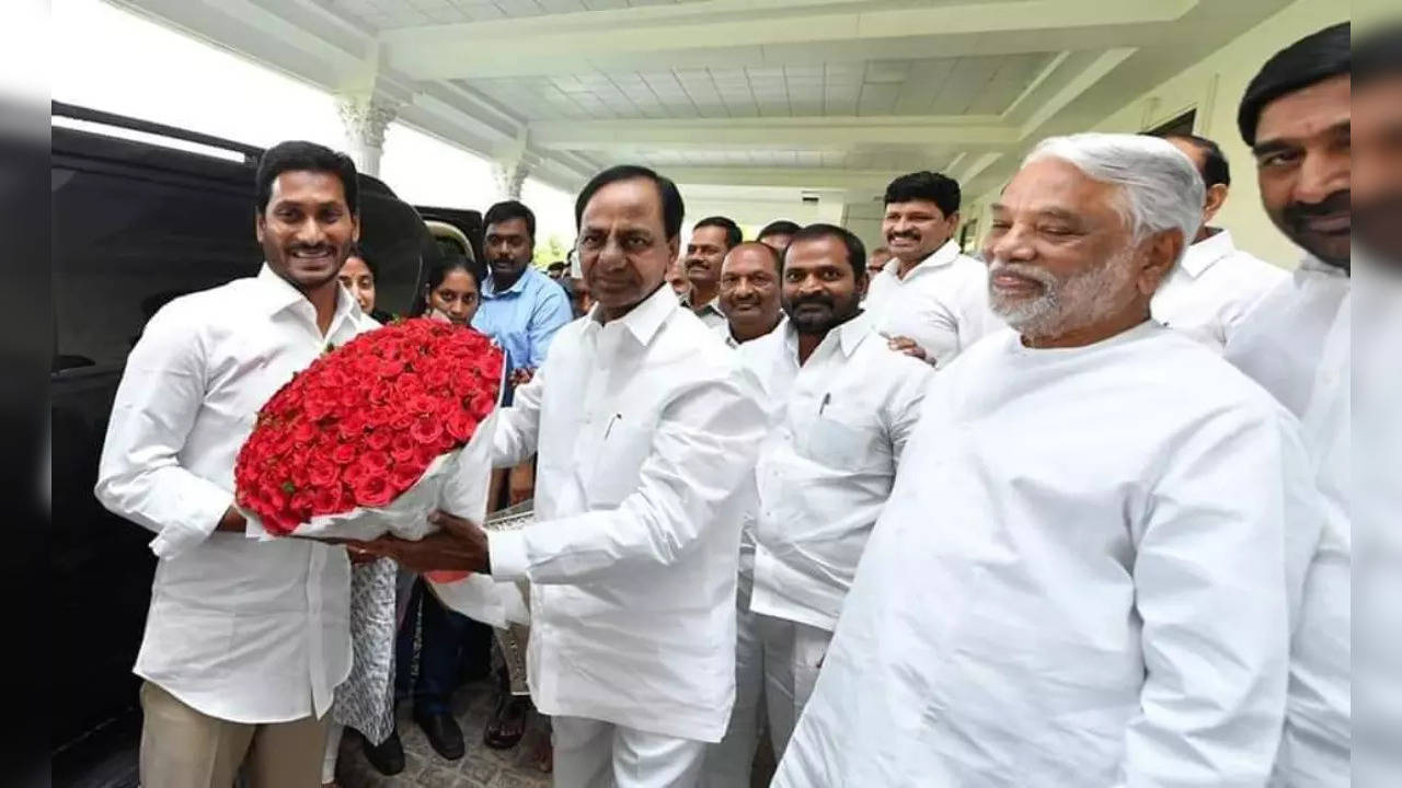 ys jagan-kcr